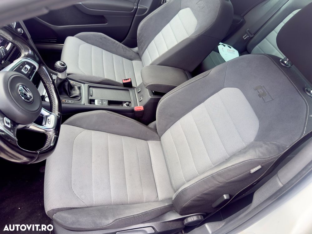 Volkswagen Golf - 27