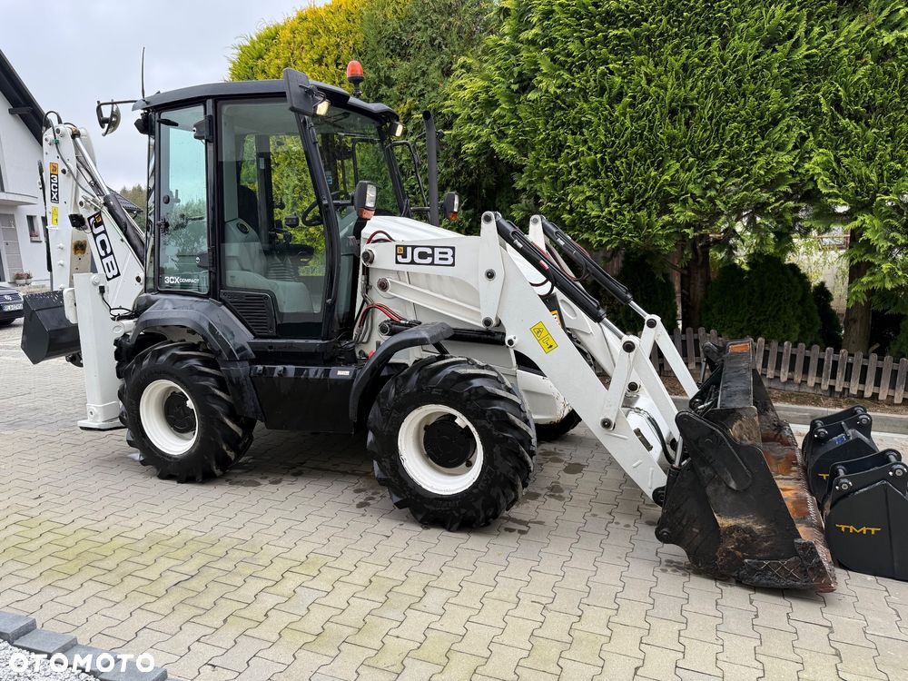 JCB 3CX - 13