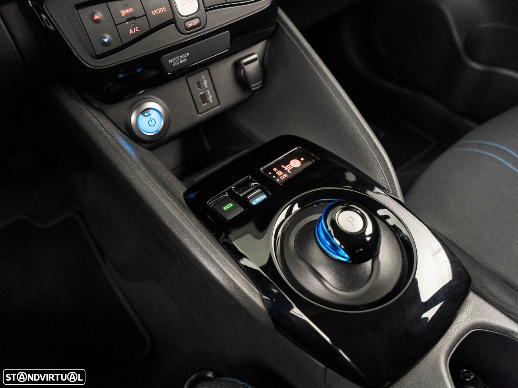Nissan Leaf N-Connecta - 25