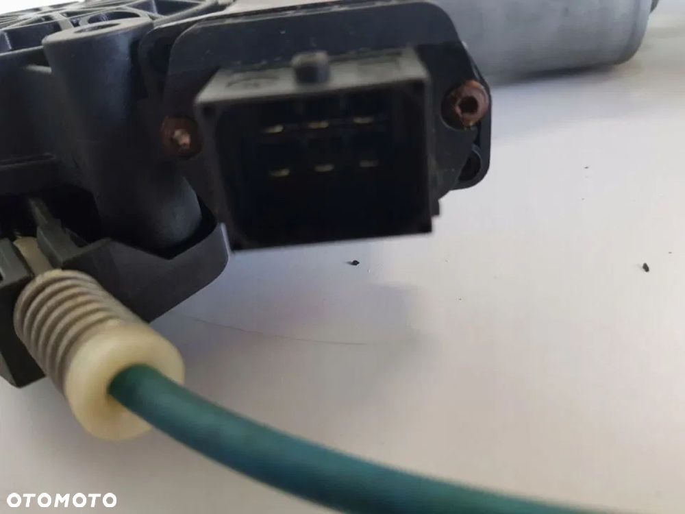 MECHANIZM PODNOSZENIA SZYB PRZÓD L OPEL CORSA D 5D - 4