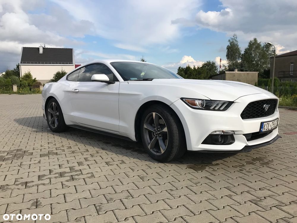 Ford Mustang - 5