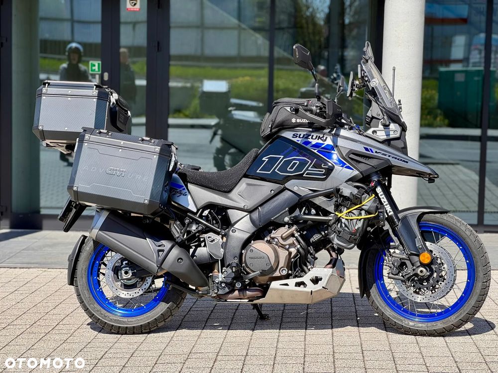 Suzuki V-STROM - 2