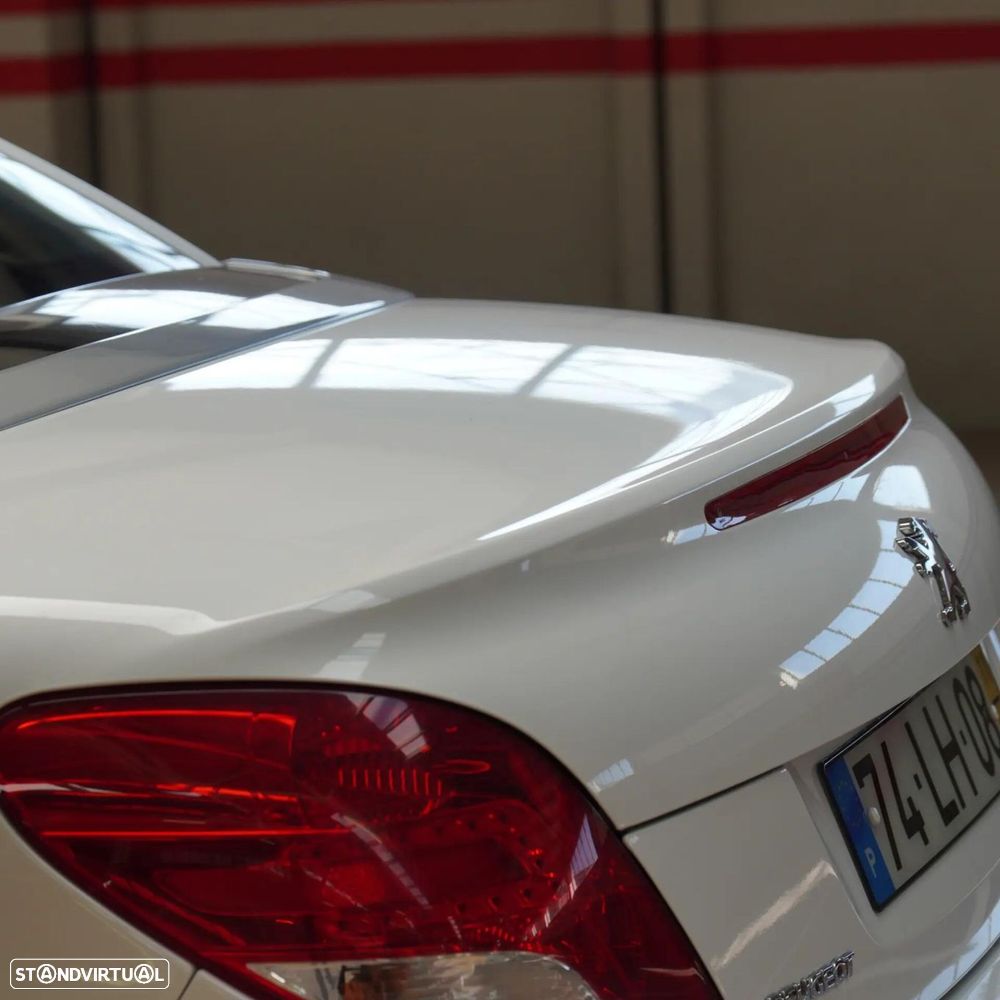 Peugeot 207 CC 1.6 SE 200 Anos - 35