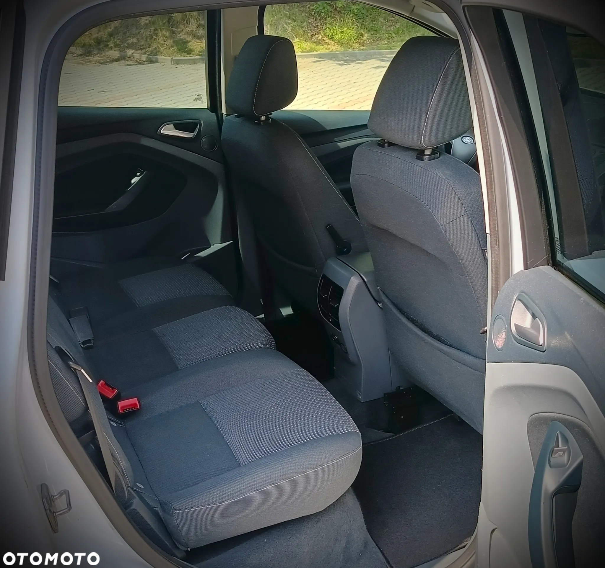 Ford C-MAX - 12