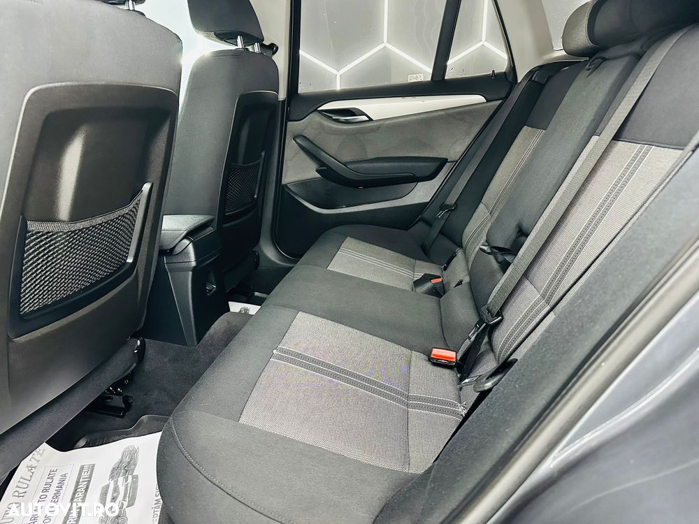 BMW X1 xDrive18d Sport Line - 13