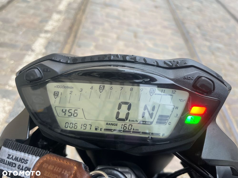 Suzuki SV - 6