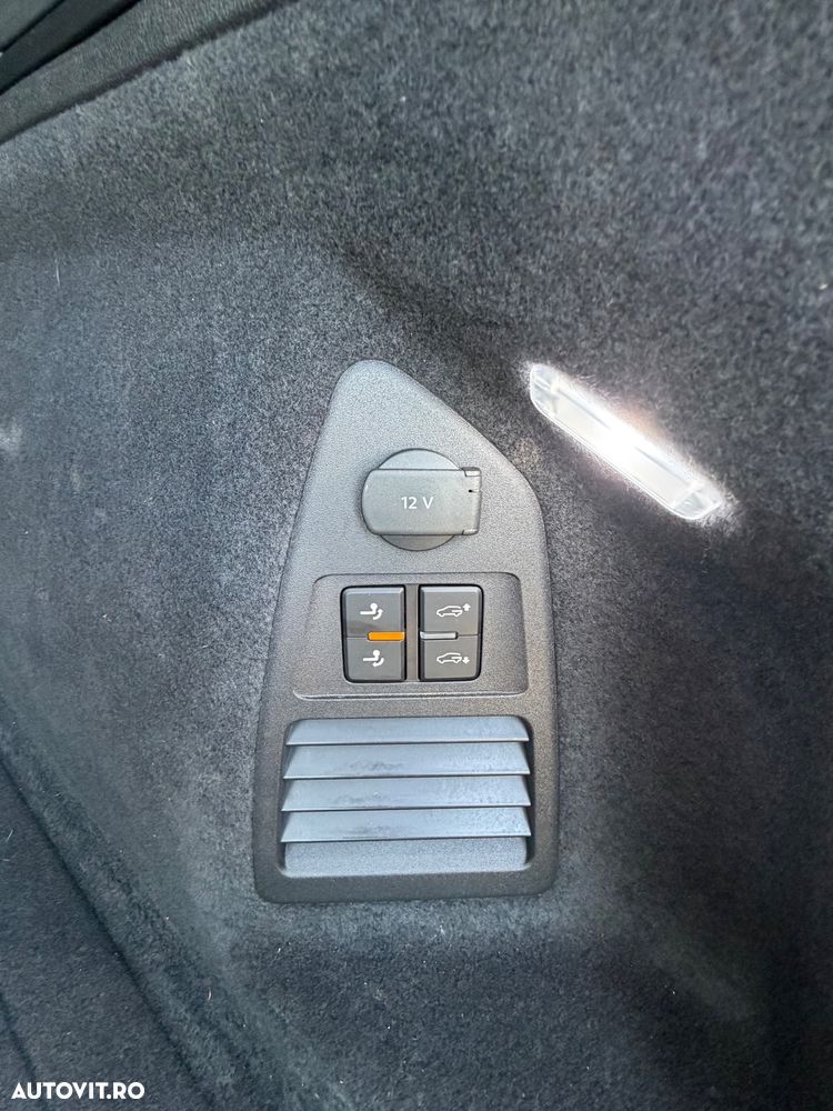 Volkswagen Touareg V6 TDI 4MOTION R-Line - 16