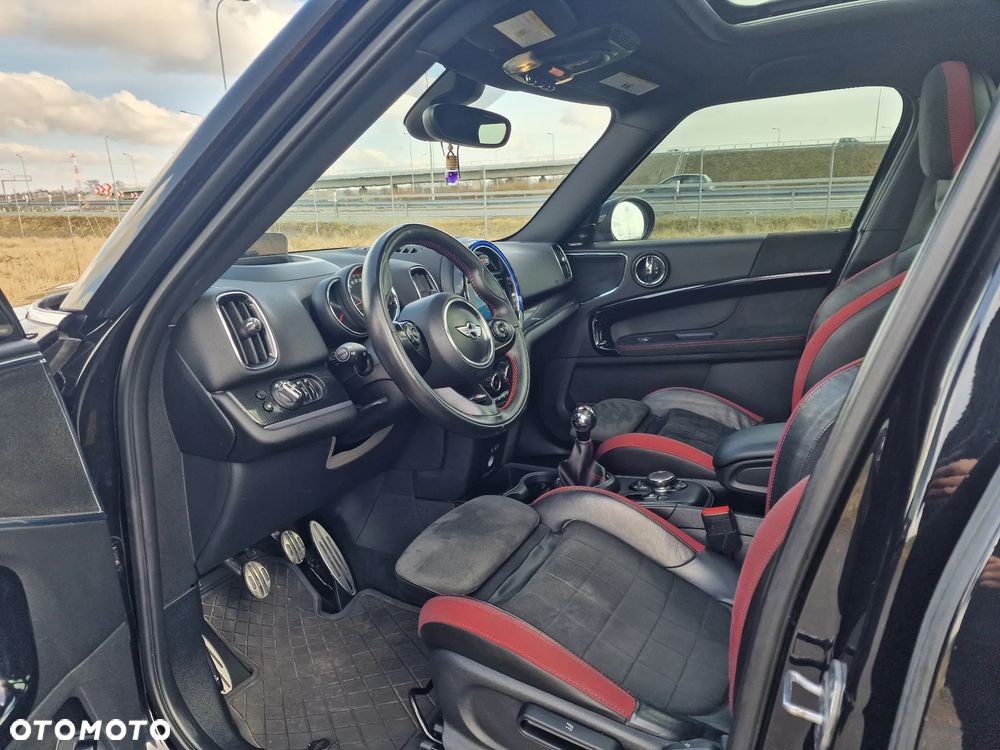 MINI John Cooper Works - 19