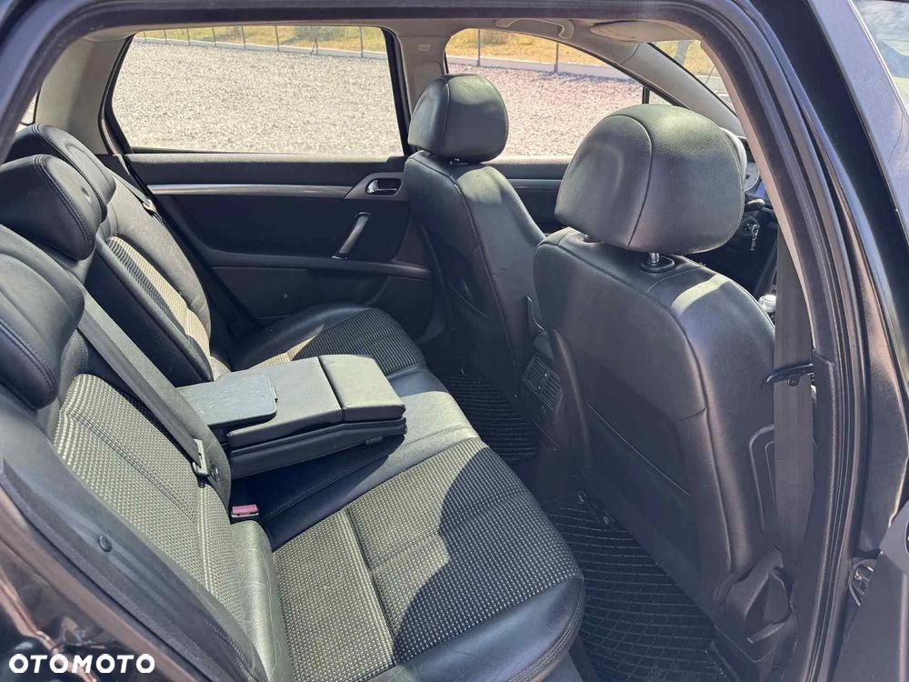Peugeot 407 2.0 HDI Premium Grand Prix - 18