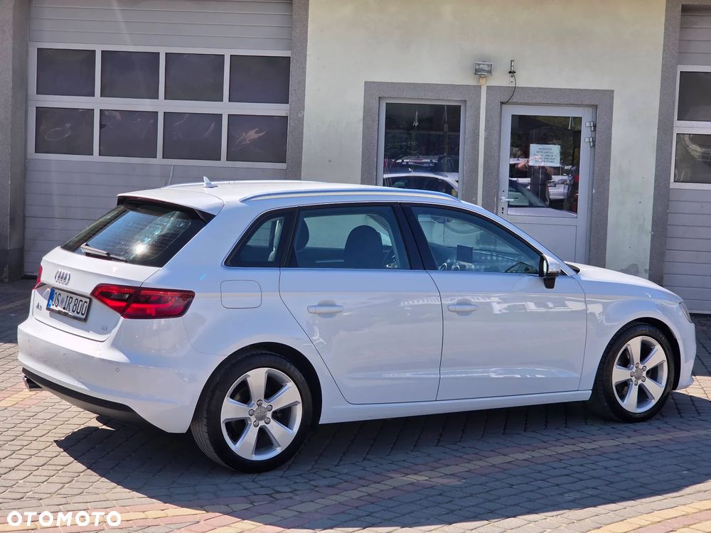 Audi A3 Sportback 2.0 TDI Ambiente - 15