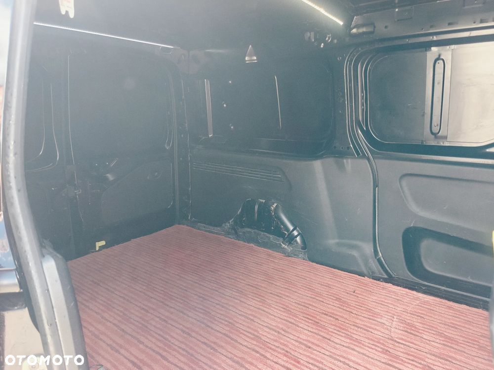 Toyota Proace city - 10