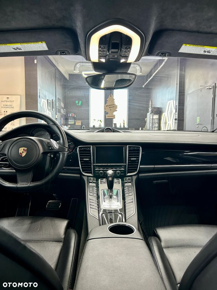 Porsche Panamera 4S Executive PDK - 22