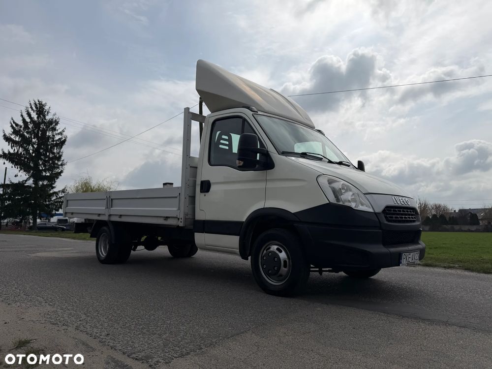 Iveco 35C15 * 3.0 / 150KM * Skrzyniowy * Rozstaw osi: 4.1m * Koła bliźniacze * Rama do zabudowy * - 6