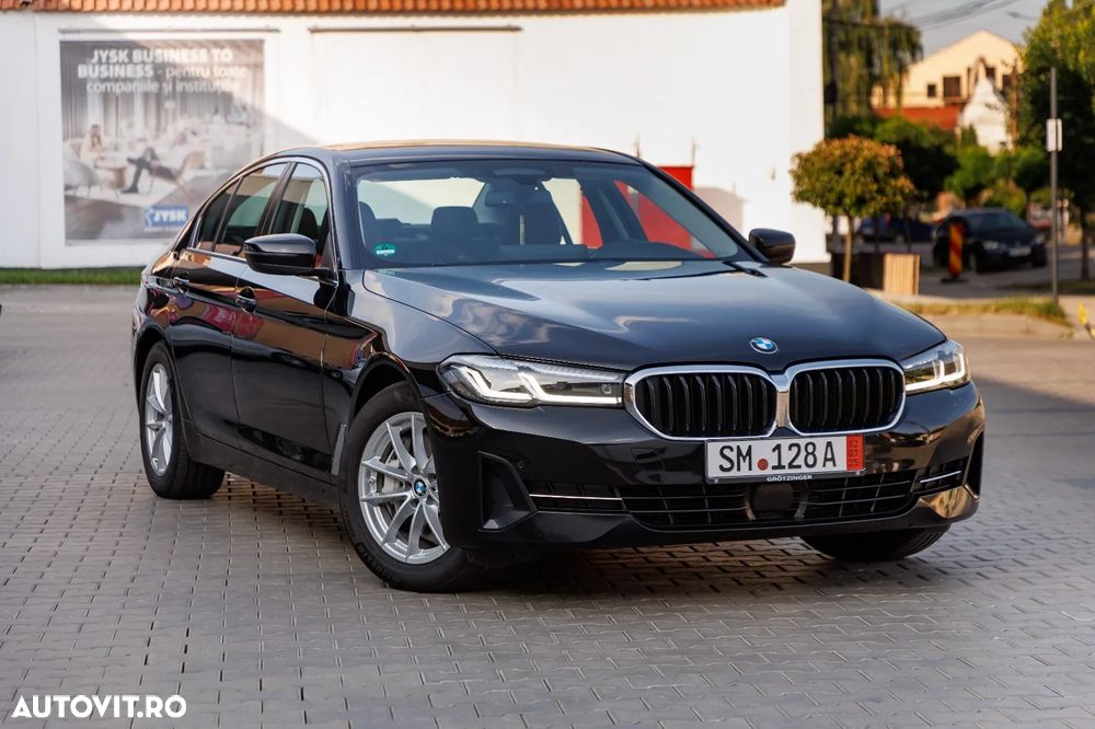 BMW Seria 5 530d AT MHEV - 4