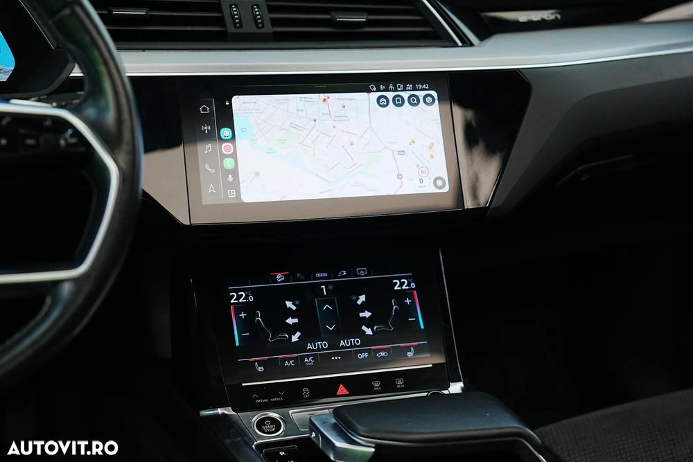 Audi e-tron 50 quattro - 11