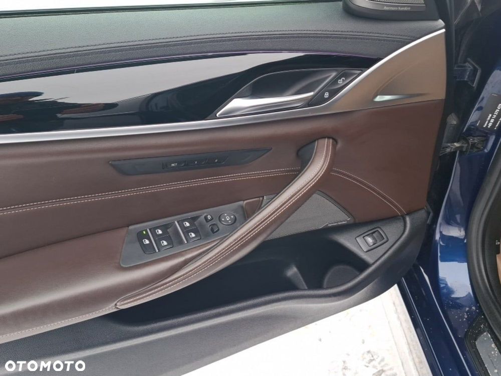 BMW Seria 5 530d Luxury Line - 19