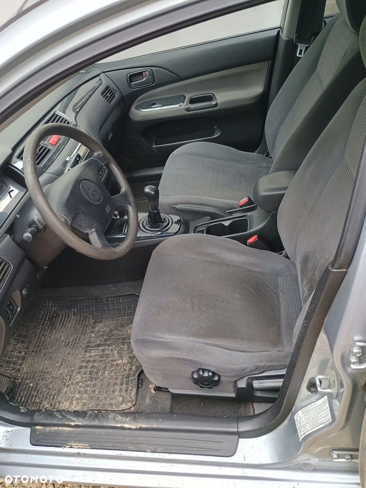 Mitsubishi Lancer - 6