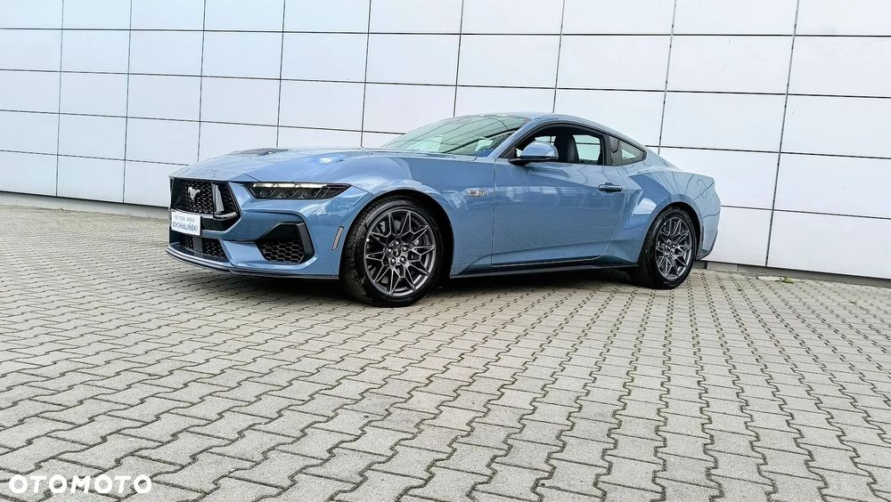 Ford Mustang - 13