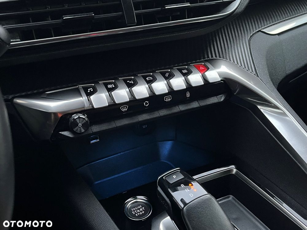 Peugeot 3008 - 26