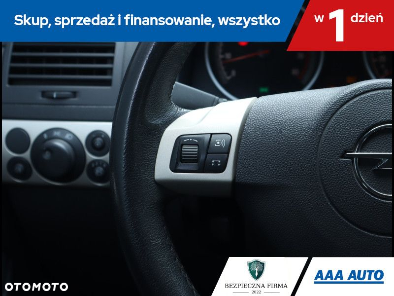 Opel Astra - 17