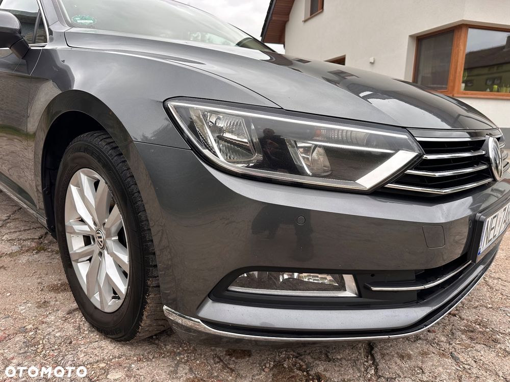 Volkswagen Passat - 10