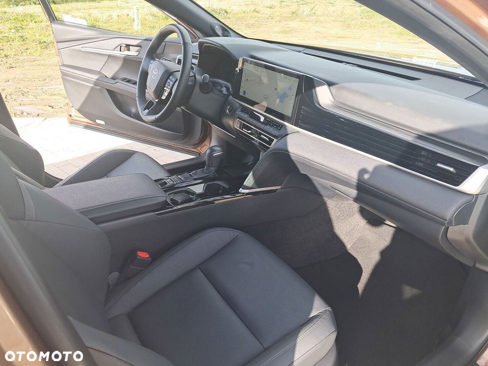 Toyota Camry - 20