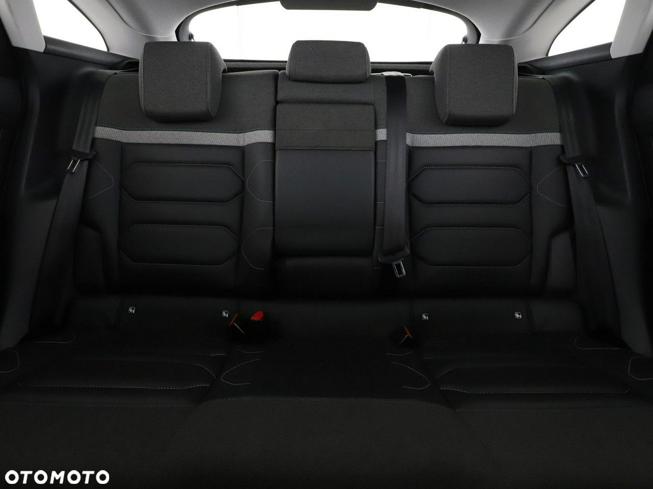 Citroën C4 1.2 PureTech Shine S&S EAT8 - 18
