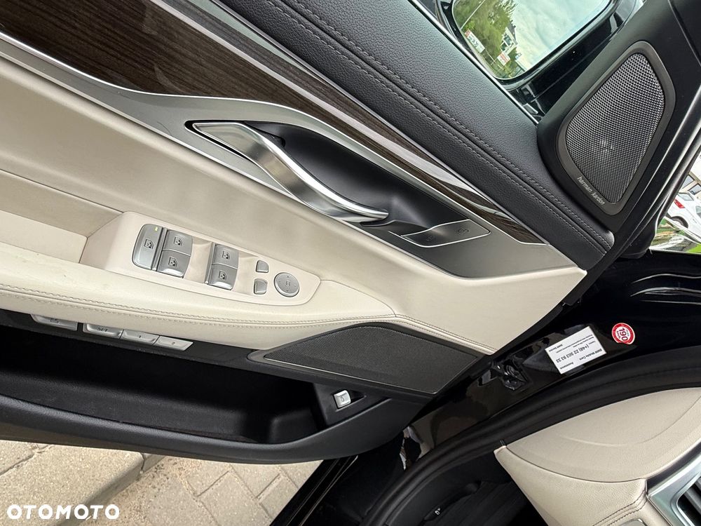 BMW Seria 7 740d xDrive - 7