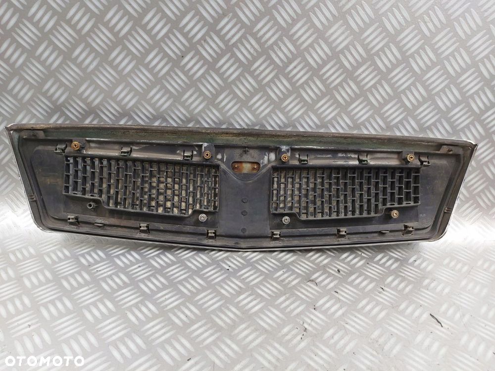 Atrapa Grill Lancia Kappa 1994-2001 - 4