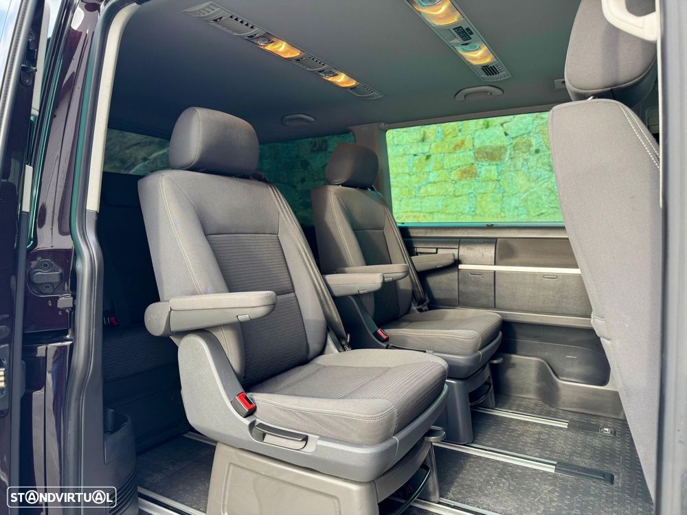 VW Multivan 2.0 TDi 180 Highline BlueMotion - 13