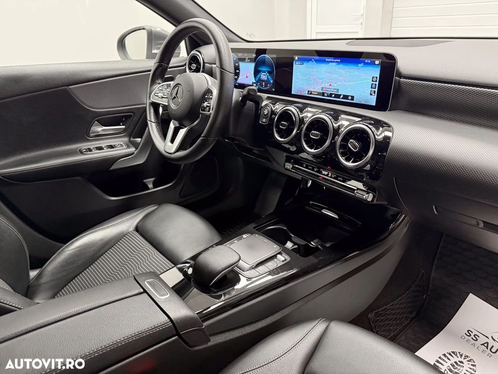 Mercedes-Benz A 220 d 4Matic 8G-DCT Edition 2020 - 17