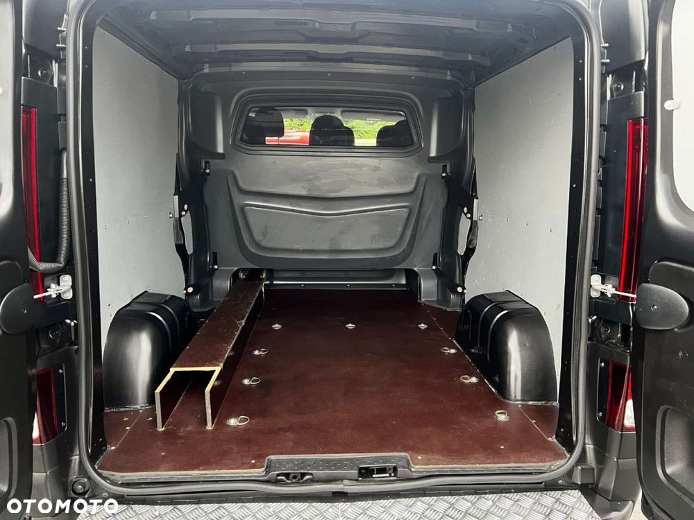 Renault Trafic Long  doka 6-osobowy - 36