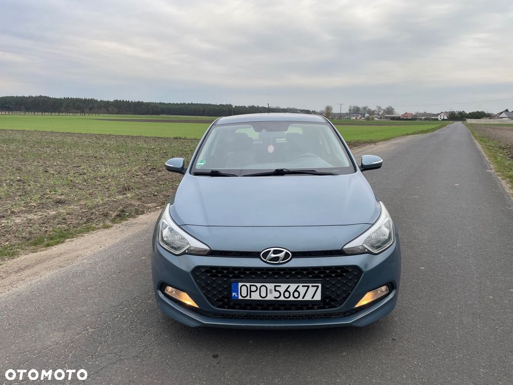 Hyundai i20 1.1 CRDi BlueDrive Elegant - 2