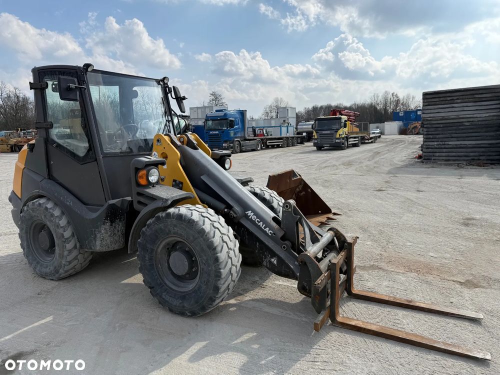 Mecalac AX850 / 6 ton / Krokodyl / Widły - 8