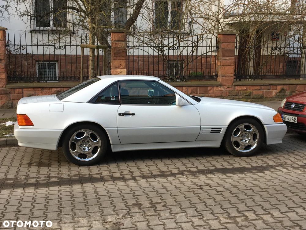 Mercedes-Benz SL - 23