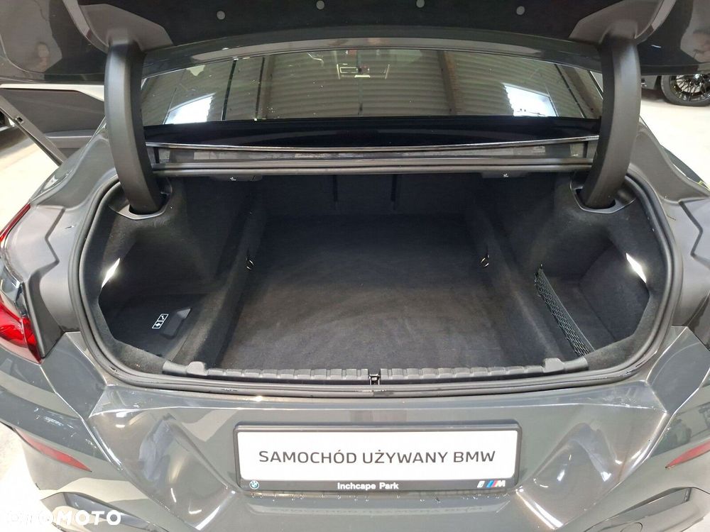 BMW Seria 8 - 19