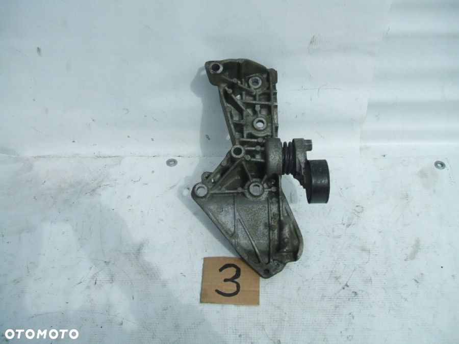 MEGANE IV QASHQAI II J11 ŁAPA PODUSZKA SILNIKA ALTERNATORA - 9