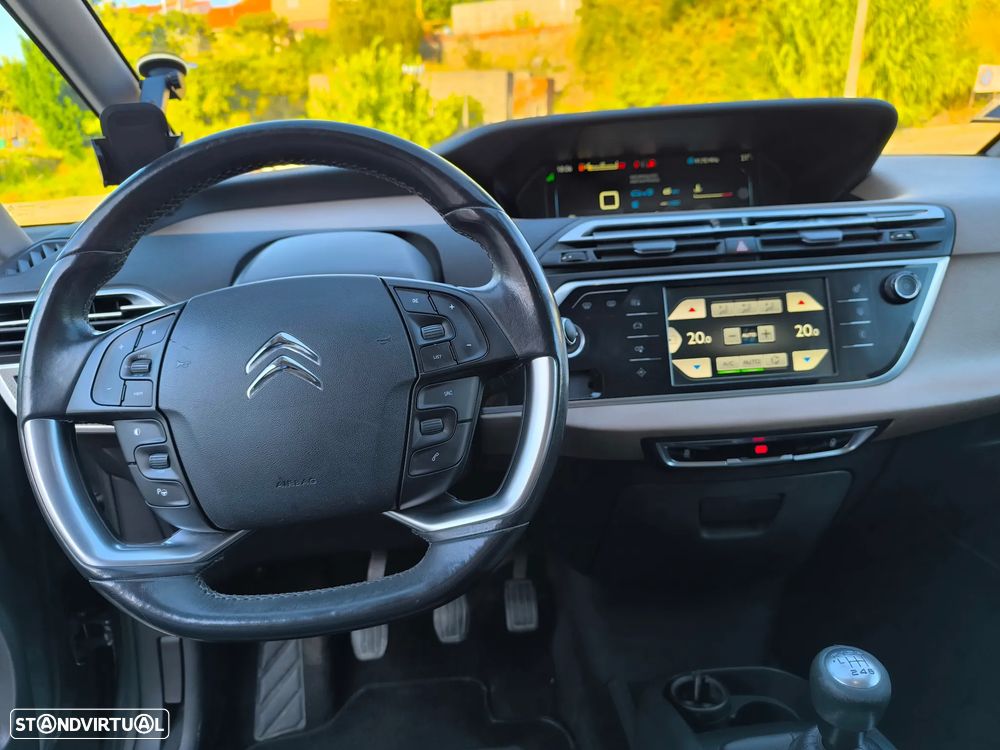 Citroën C4 Picasso 1.6 e-HDi Exclusive - 17