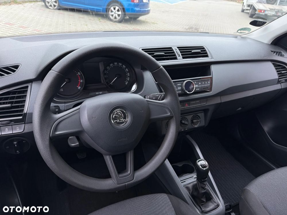 Skoda Fabia - 8
