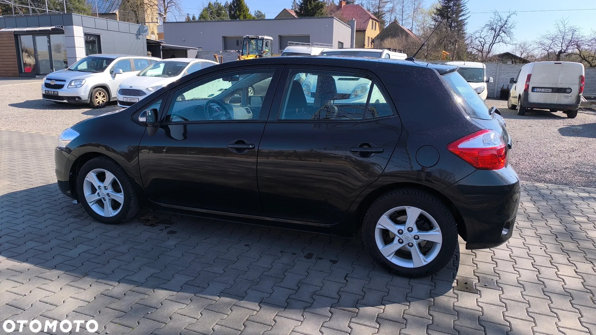 Toyota Auris 1.6 Executive - 5