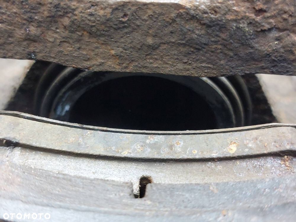 TARCZE HAMULCOWE PRZÓD + KLOCKI + ZACISKI HONDA CITY IV 1.4 16V - 9