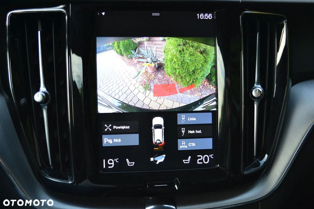 Volvo XC 60 - 25