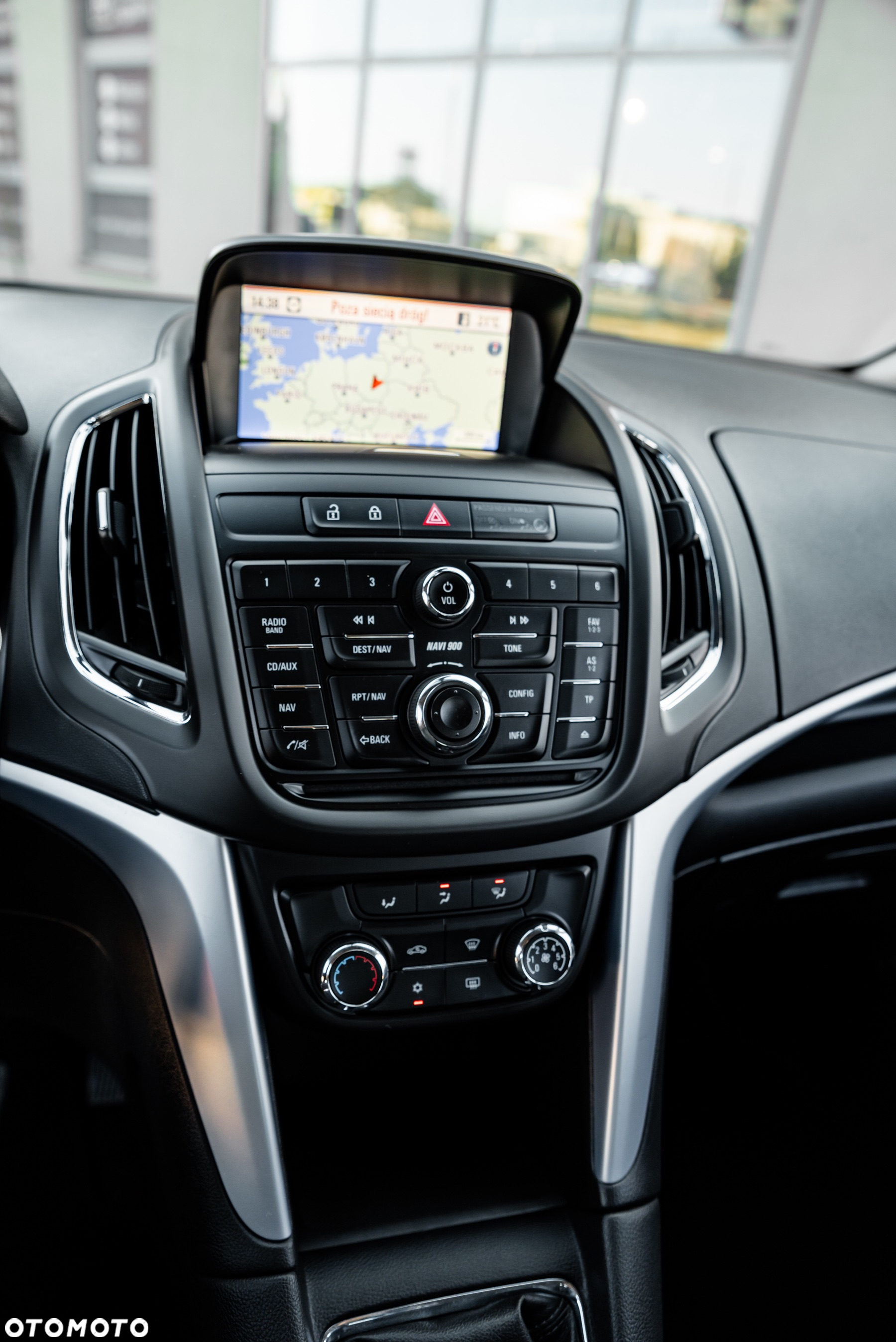 Opel Zafira Tourer 1.4 Turbo Business Edition - 23