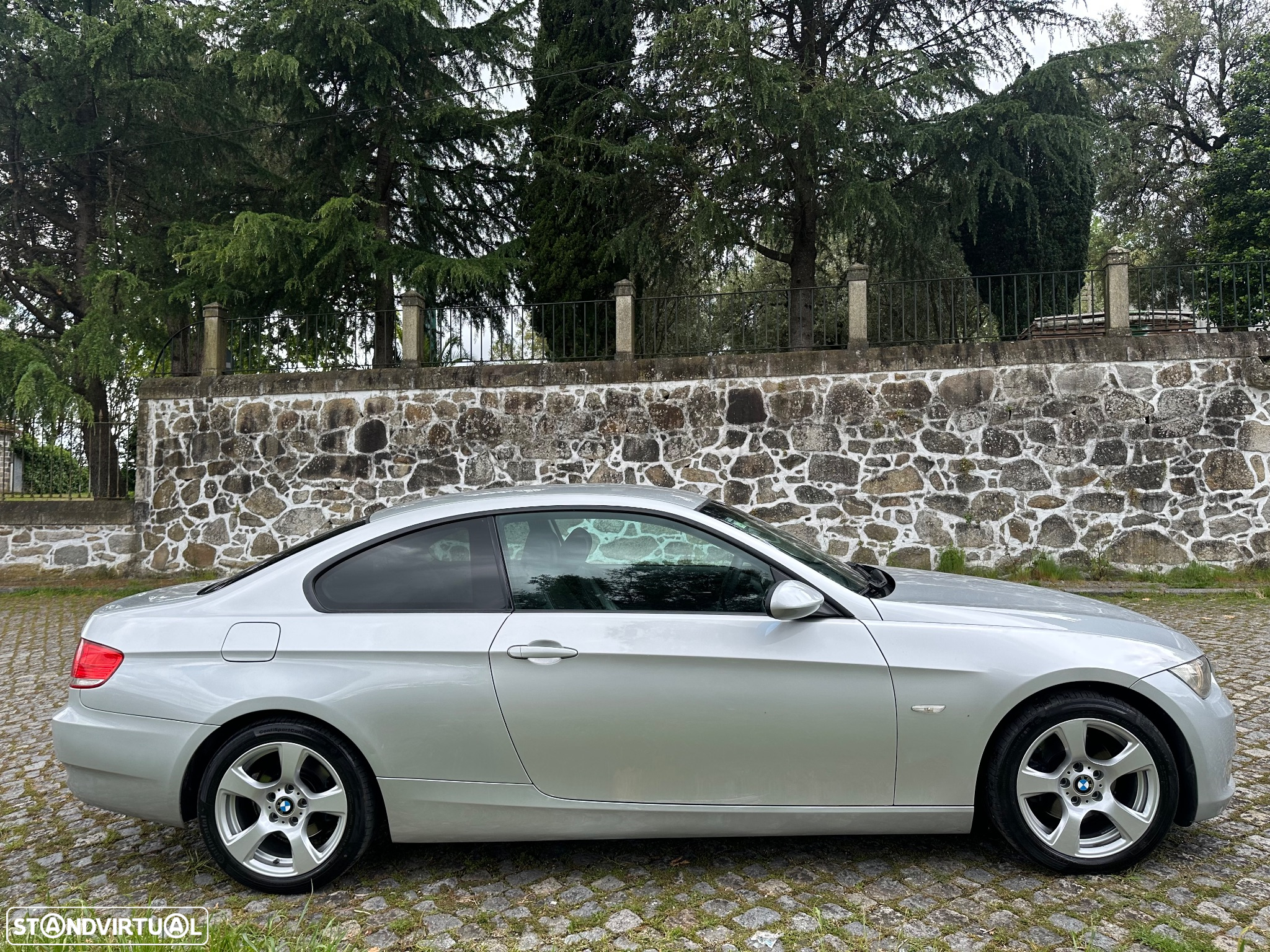 BMW 320 d Coupe Auto - 12