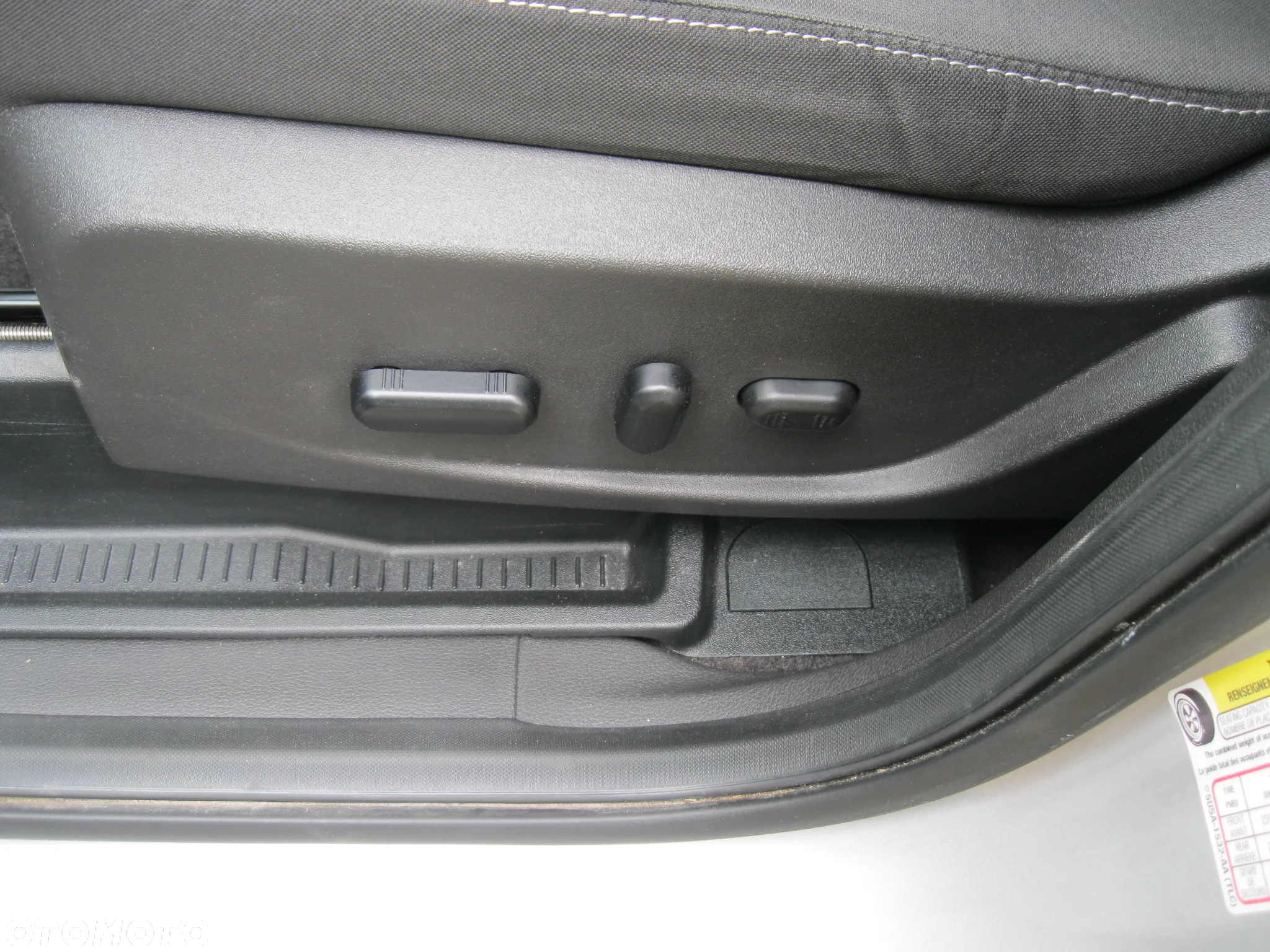 Ford Escape 1.5 EcoBoost AWD SE - 26