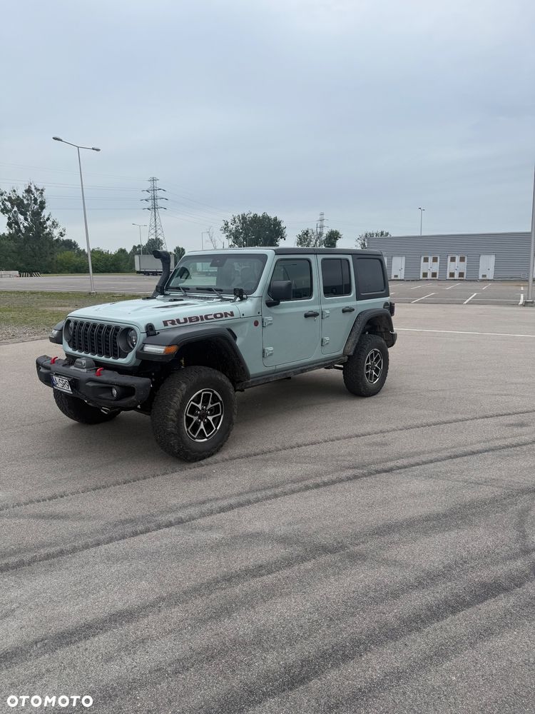 Jeep Wrangler - 1