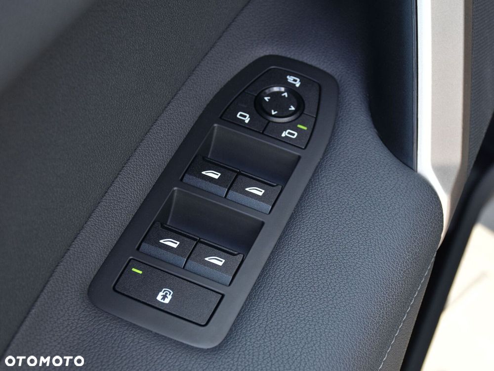 BMW iX xDrive50 111.5kWh Signature - 13