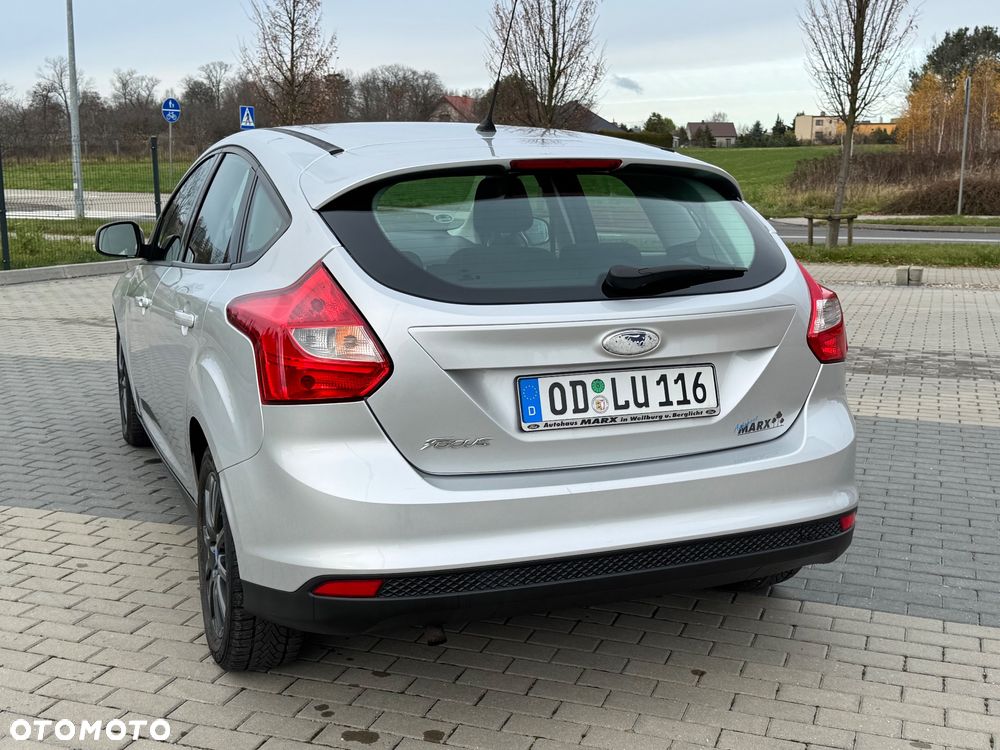 Ford Focus 1.6 TI-VCT Champions Edition - 10