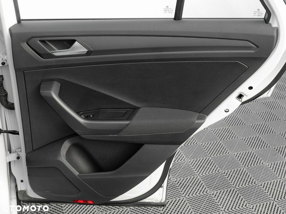 Volkswagen T-Roc 1.5 TSI Life - 27