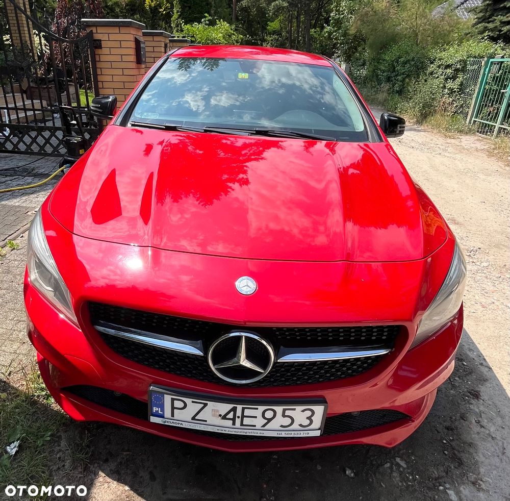 Mercedes-Benz CLA 200 7G-DCT - 9